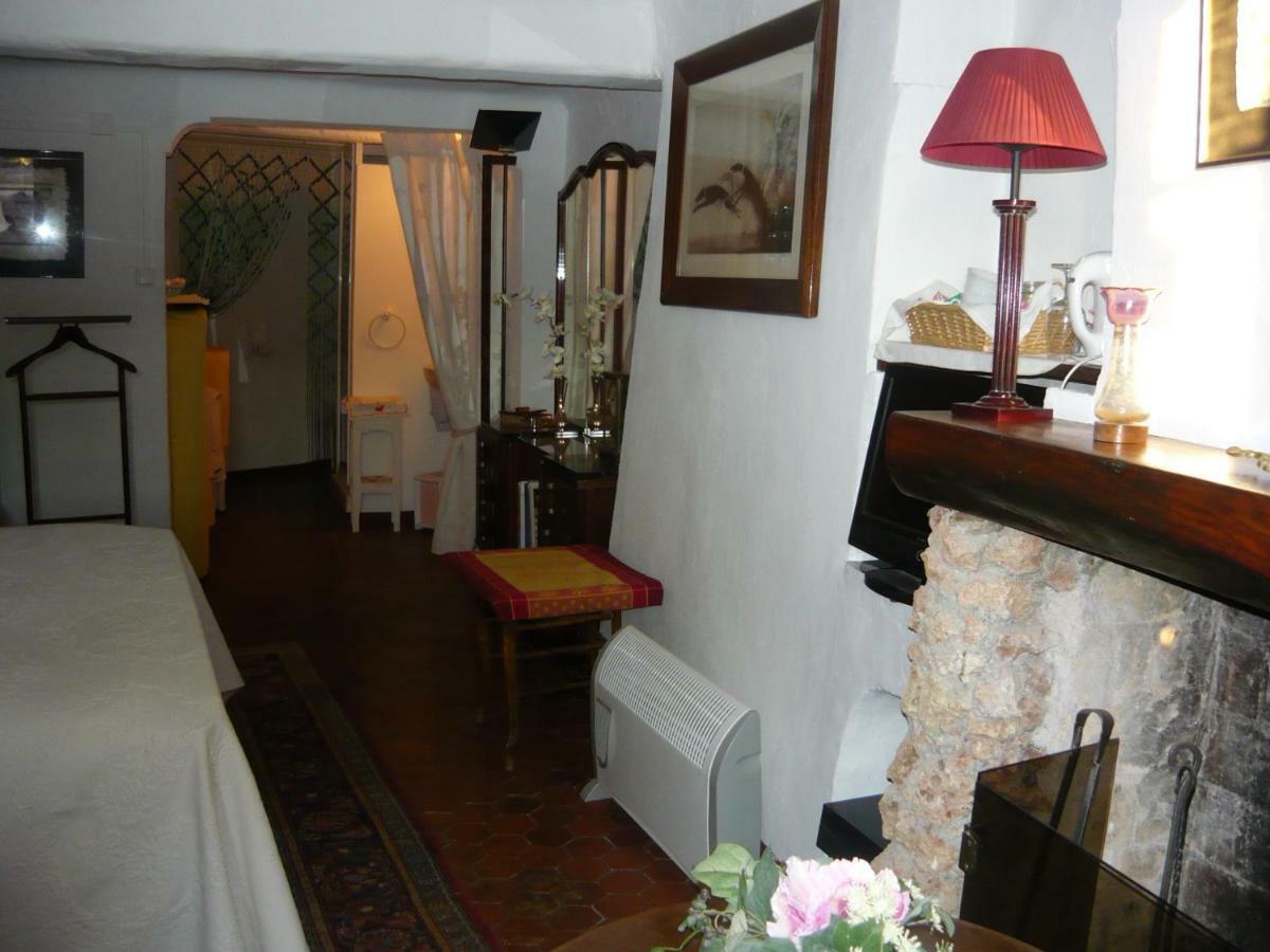 Le Pra De Pe Bed & Breakfast Cotignac Exterior photo
